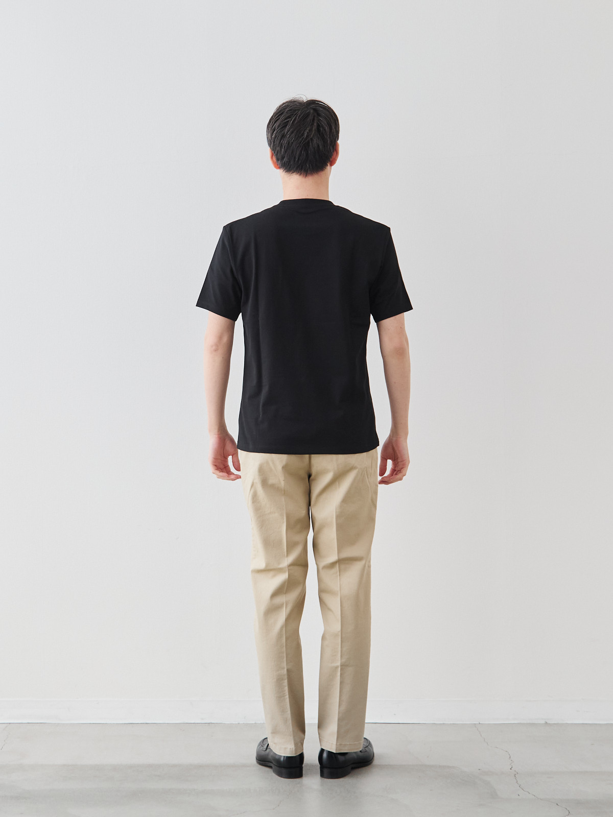 モデル 181cm 71kg サイズ LL