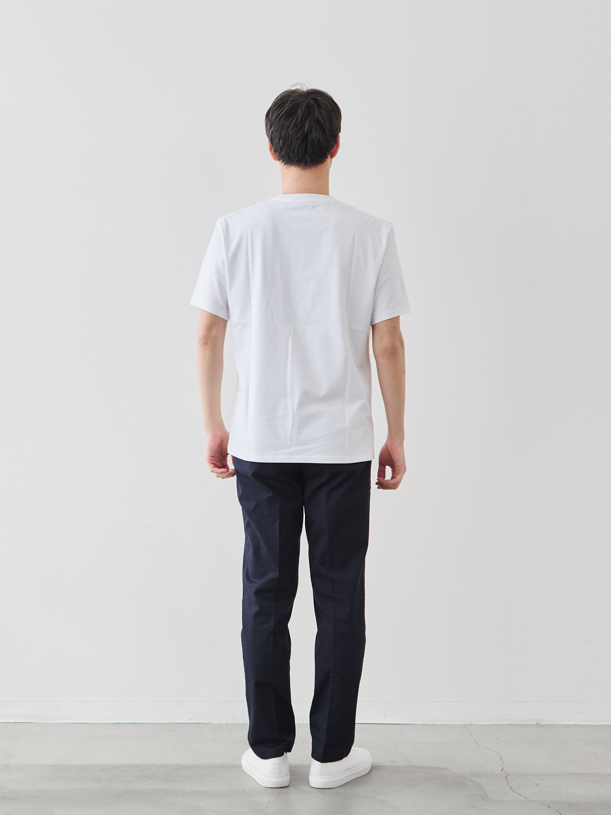 モデル 181cm 71kg サイズ L