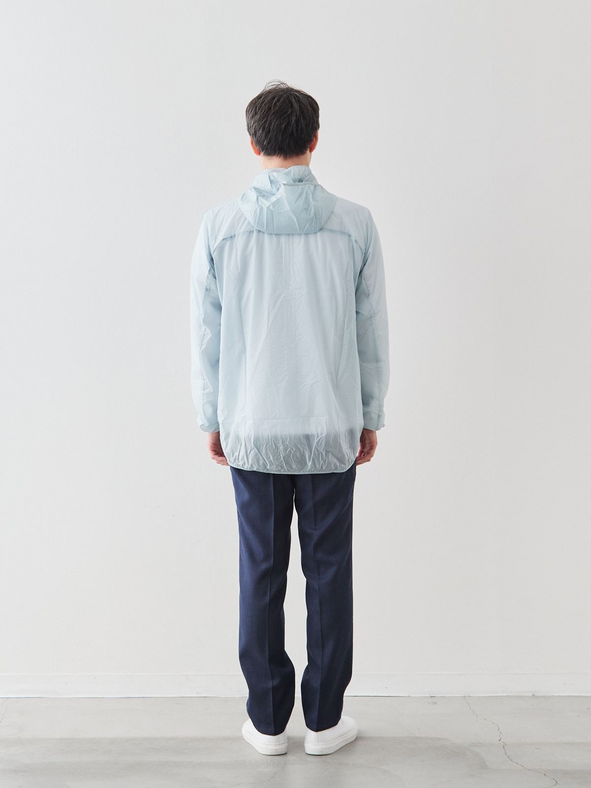 モデル 181cm 71kg サイズ LL