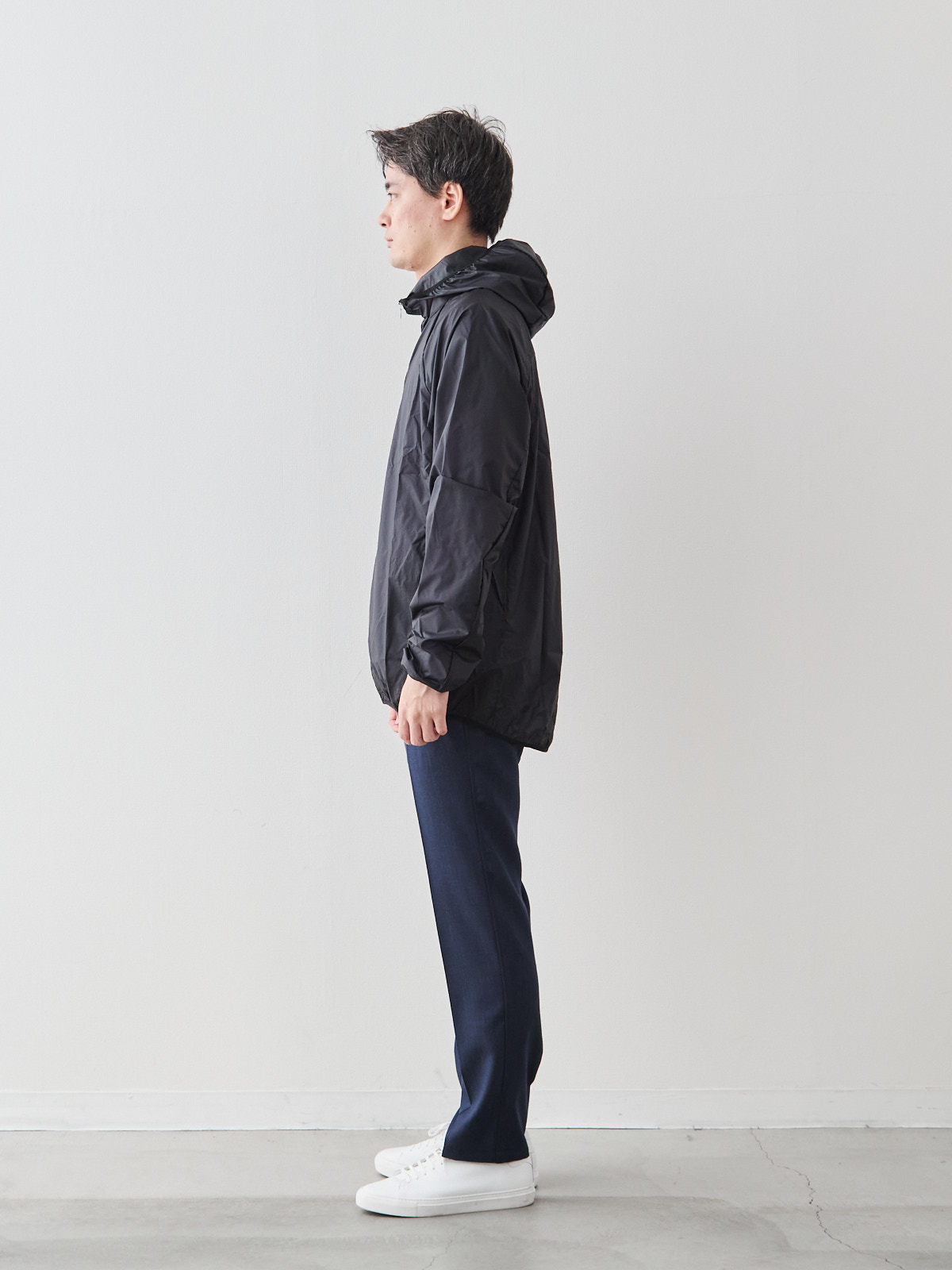 モデル 181cm 71kg サイズ LL