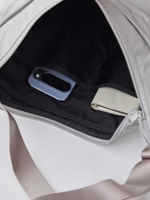 カラー:グレージュ