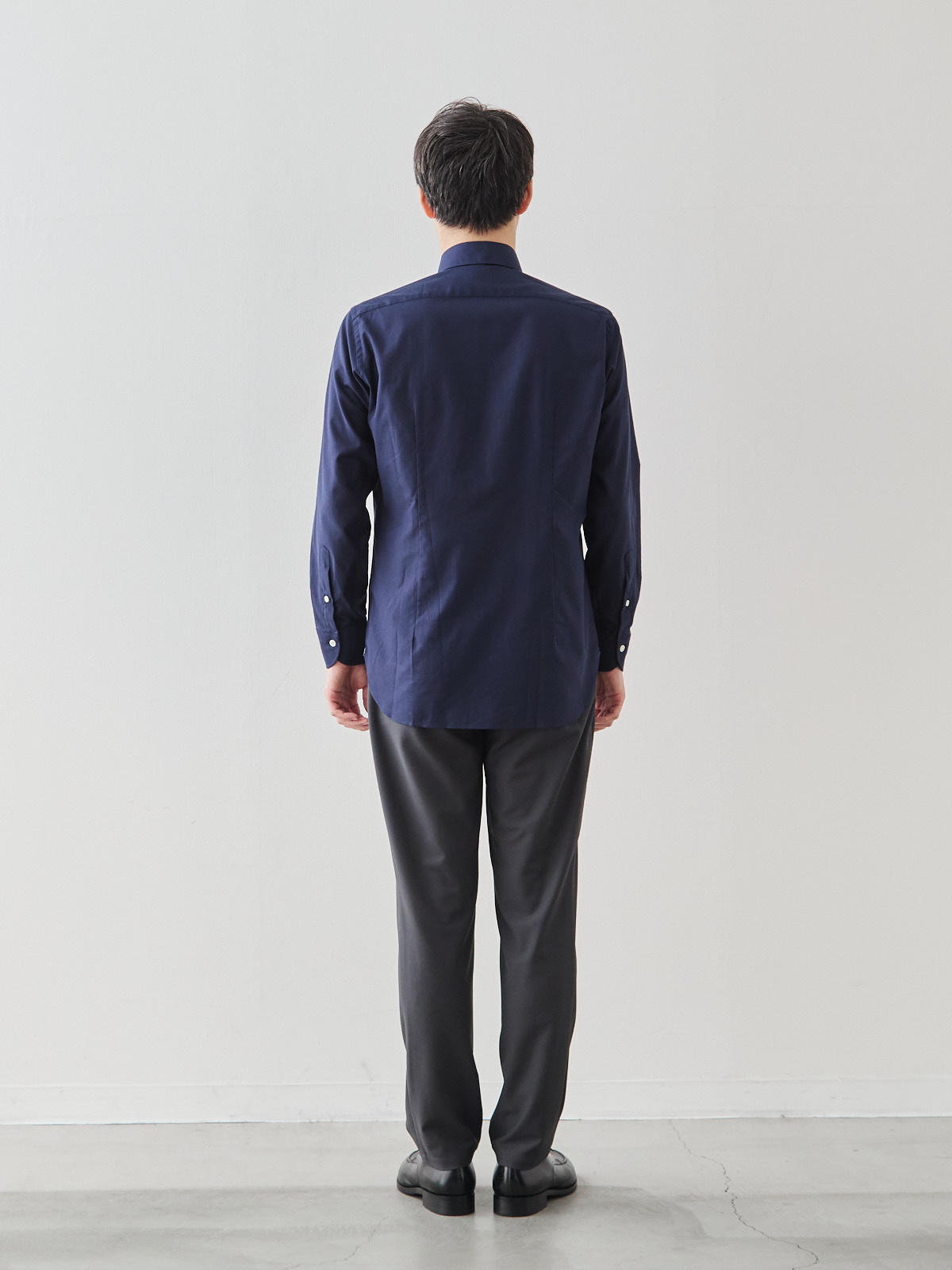 モデル 181cm 71kg ウエスト82cm サイズ L