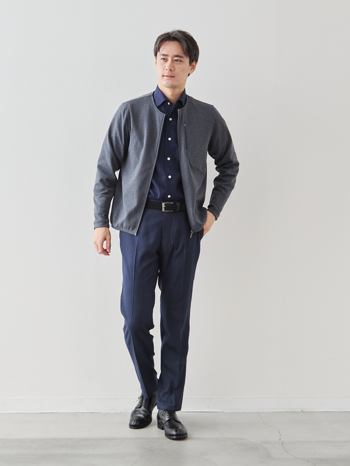 モデル 181cm 71kg ウエスト82cm サイズ L