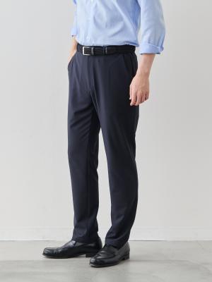 モデル 181cm 71kg ウエスト82cm サイズ L