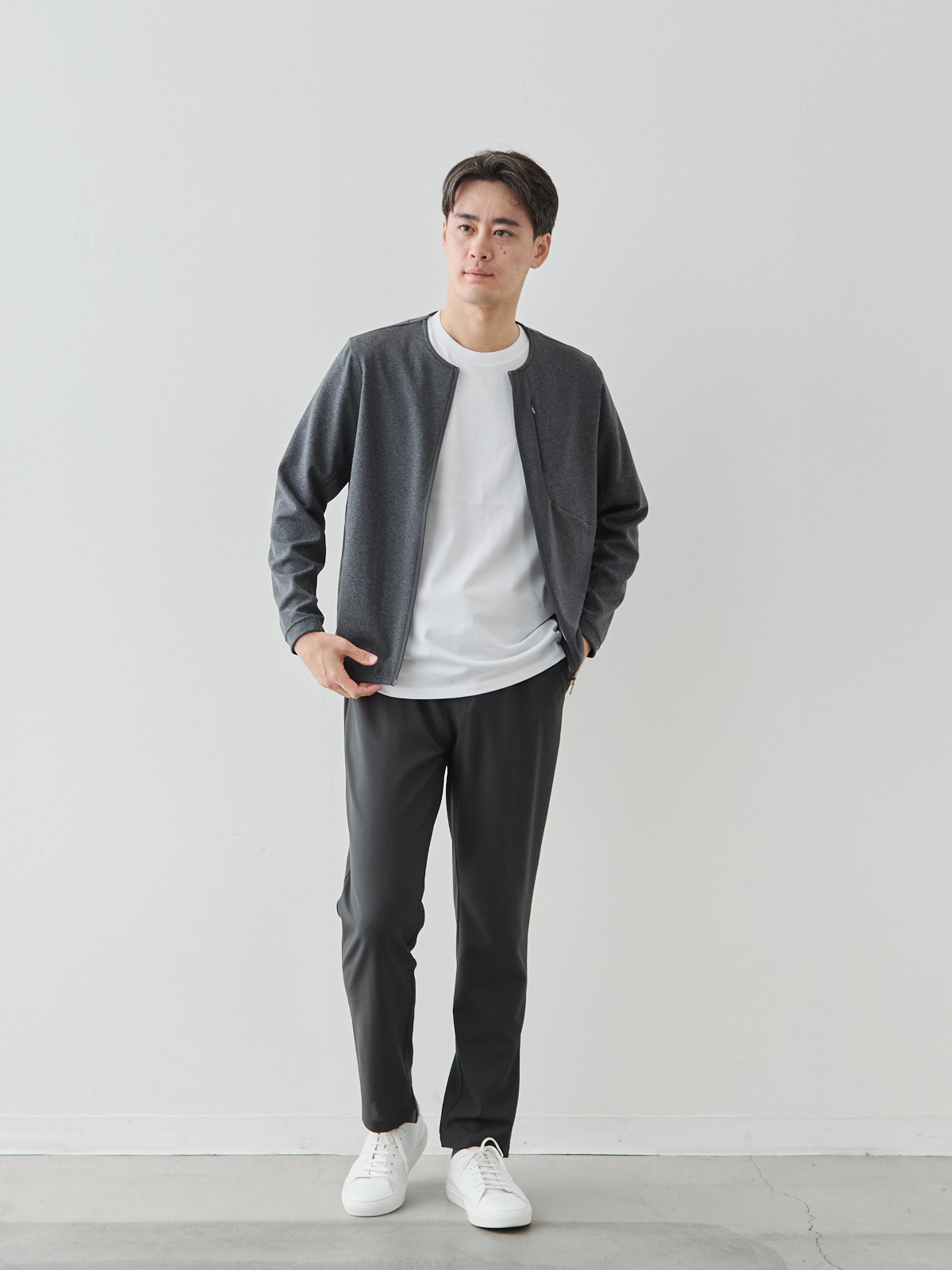 モデル 181cm 71kg ウエスト82cm サイズ L