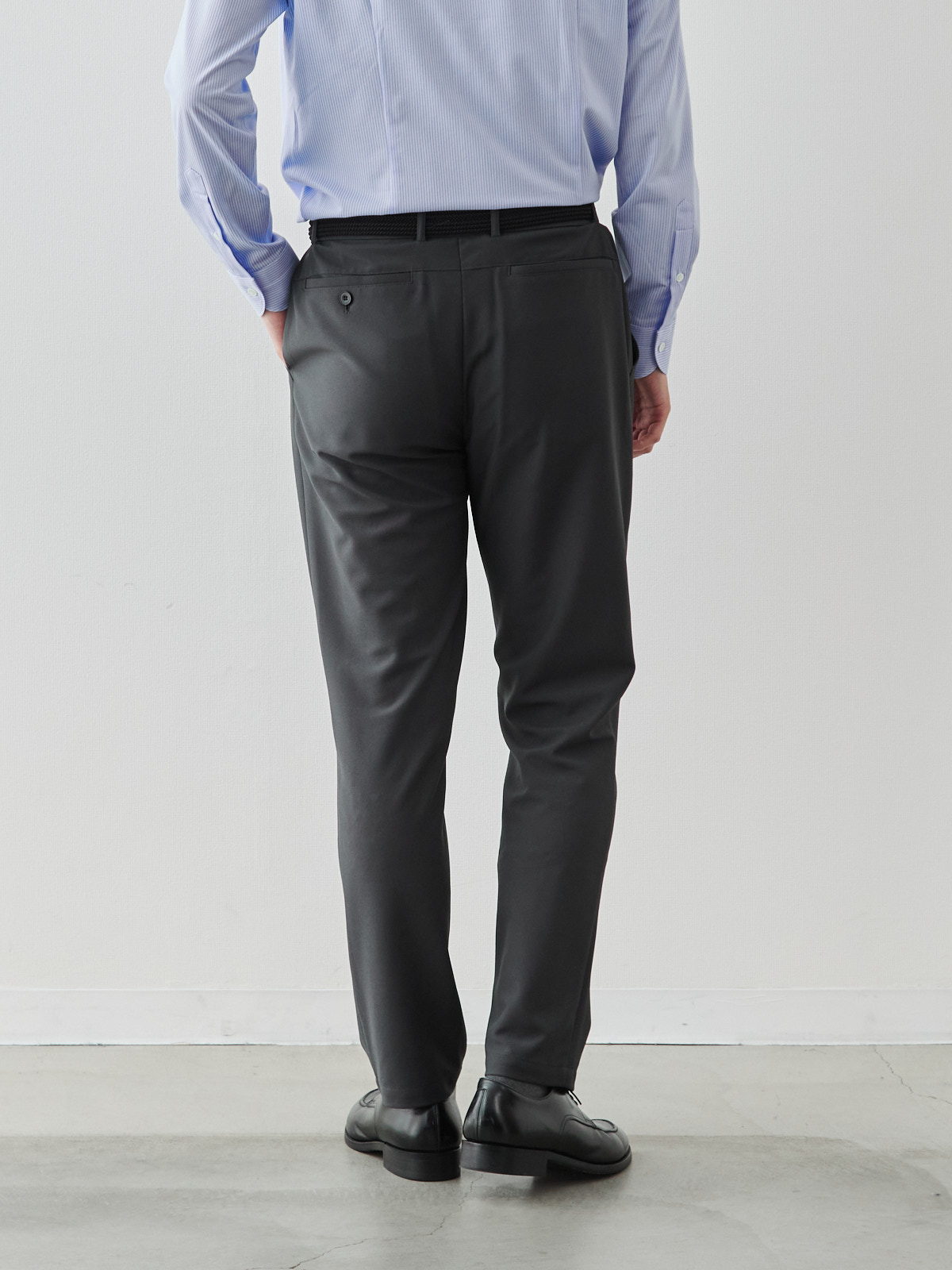 モデル 181cm 71kg ウエスト82cm サイズ L