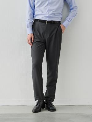 モデル 181cm 71kg ウエスト82cm サイズ L