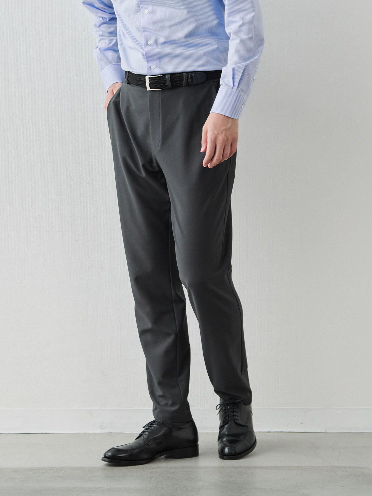 モデル 181cm 71kg ウエスト82cm サイズ L
