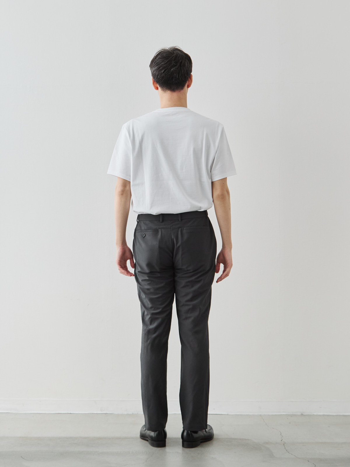 モデル 181cm 71kg ウエスト82cm サイズ LL