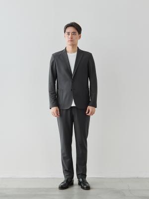 モデル 181cm 71kg ウエスト82cm サイズ L