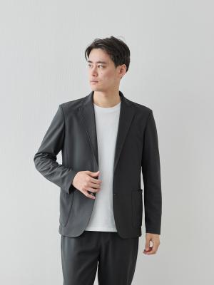 モデル 181cm 71kg ウエスト82cm サイズ L