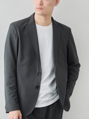 モデル 181cm 71kg ウエスト82cm サイズ L