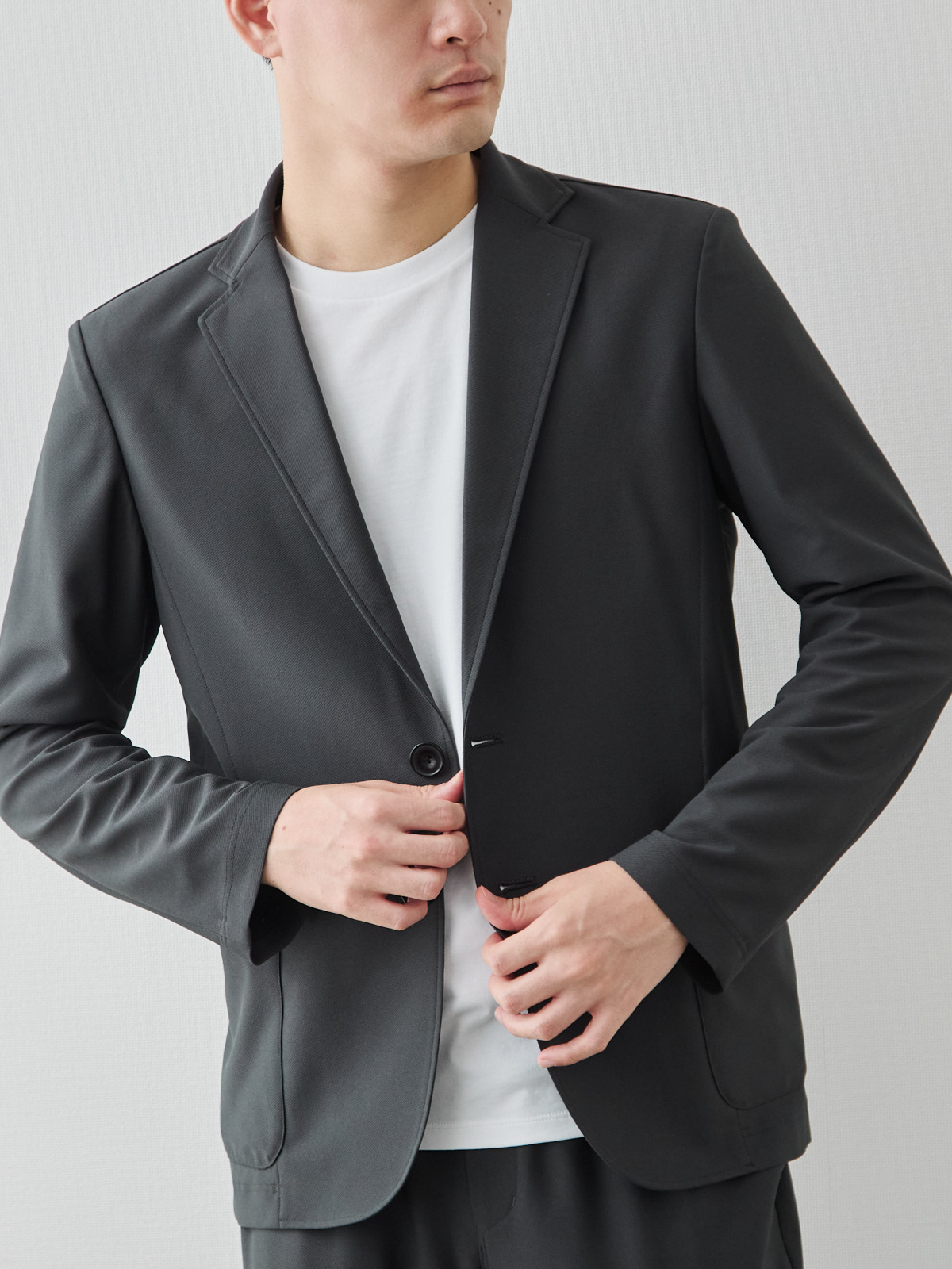 モデル 181cm 71kg ウエスト82cm サイズ L