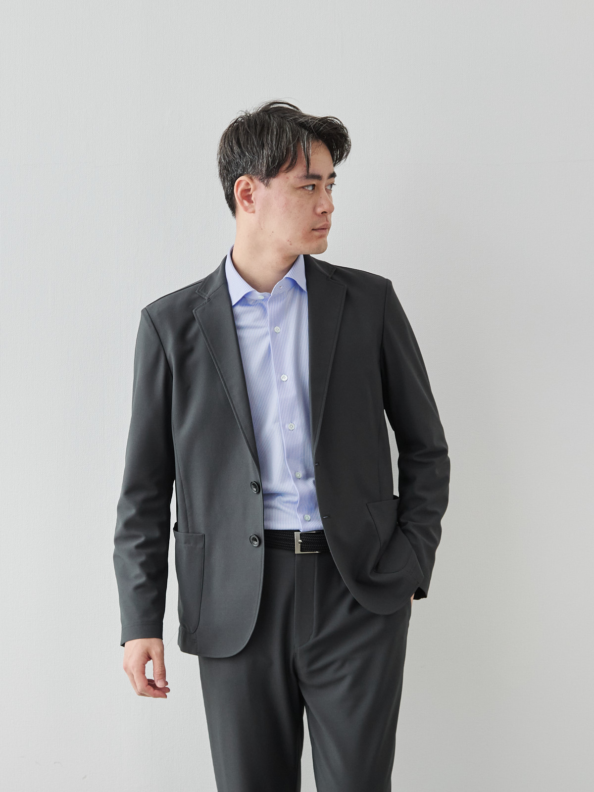 モデル 181cm 71kg ウエスト82cm サイズ L