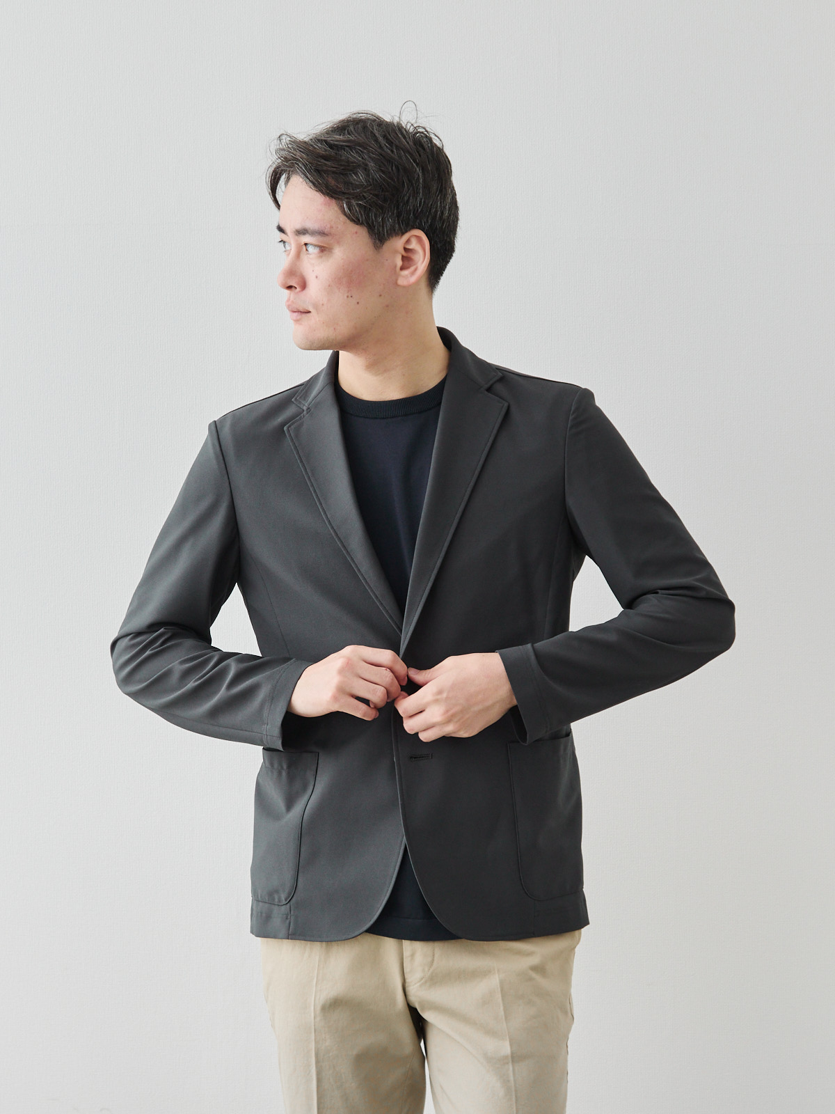 モデル 181cm 71kg ウエスト82cm サイズ L