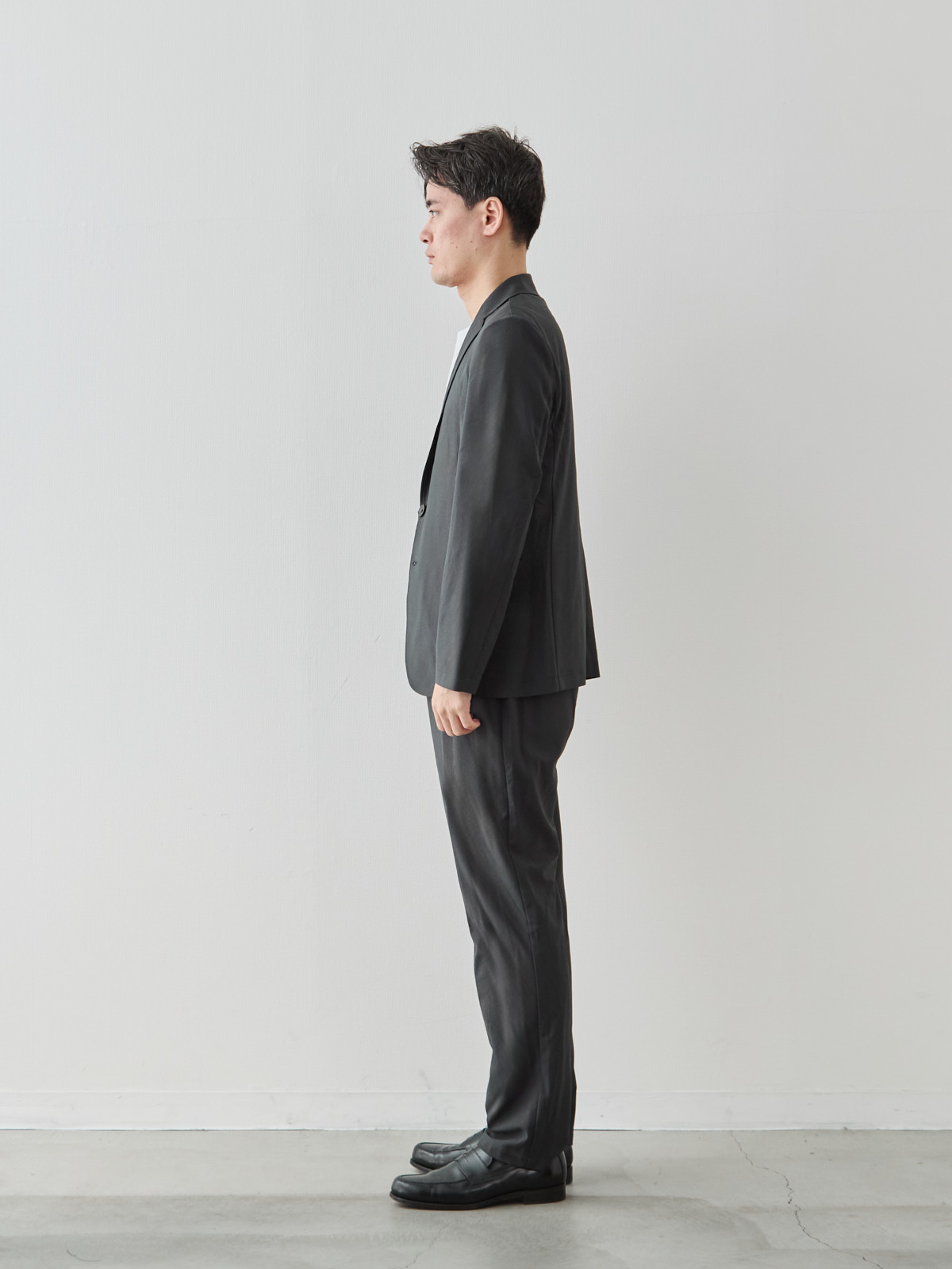モデル 181cm 71kg ウエスト82cm サイズ LL