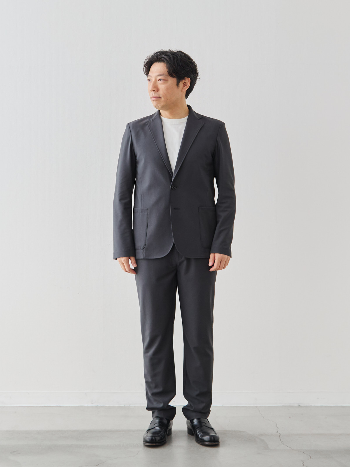 モデル 171cm 70kg ウエスト85cm サイズ L