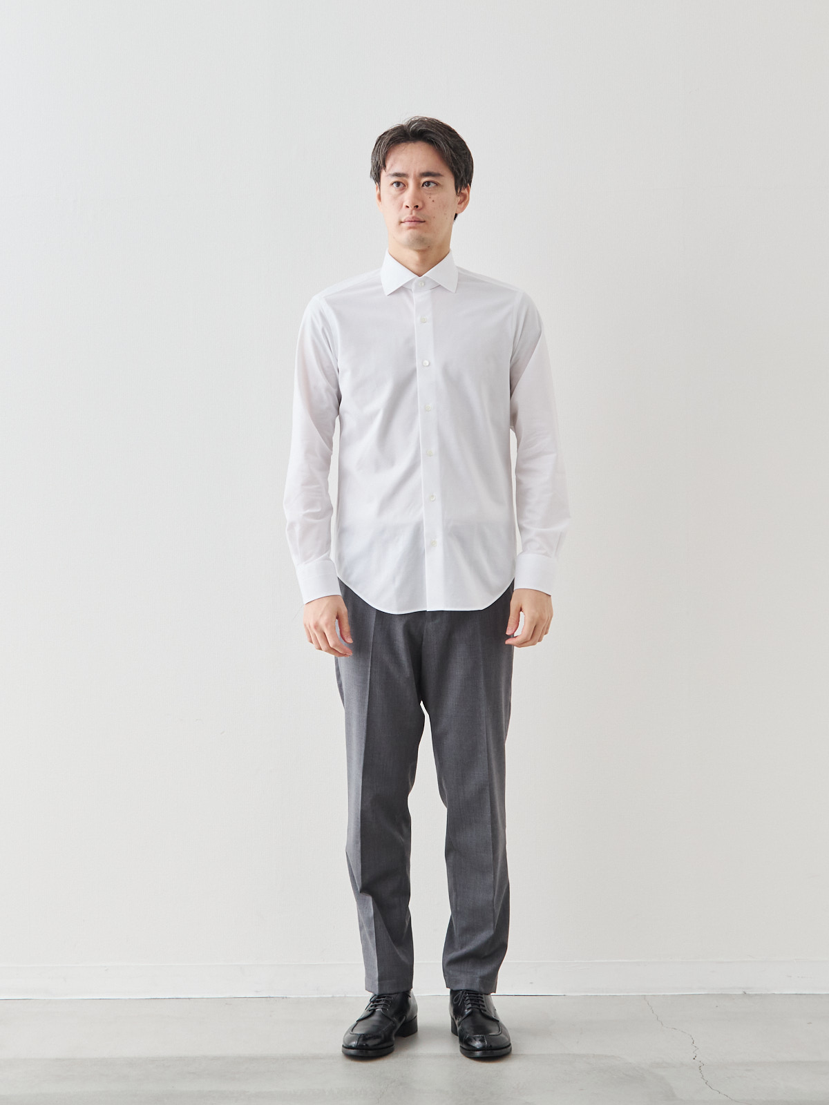 モデル 181cm 71kg ウエスト82cm サイズ L