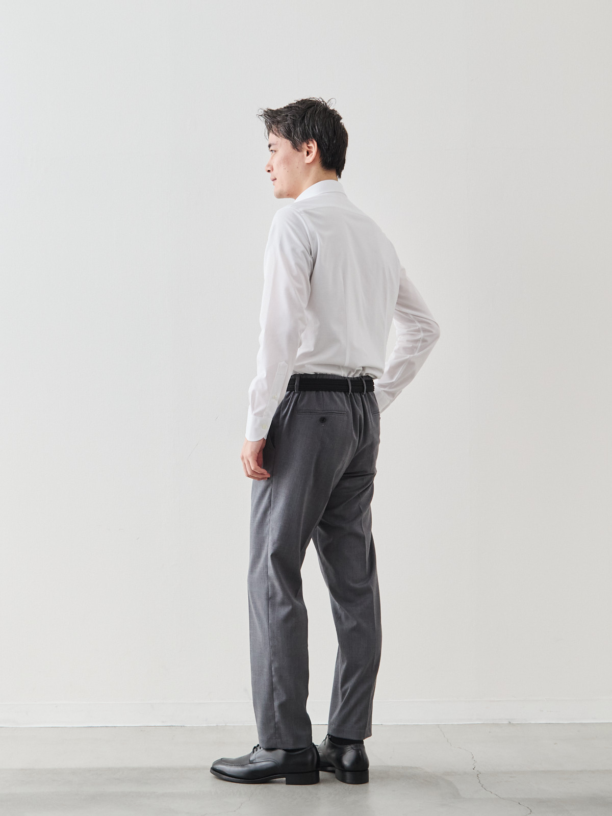 モデル 181cm 71kg ウエスト82cm サイズ L