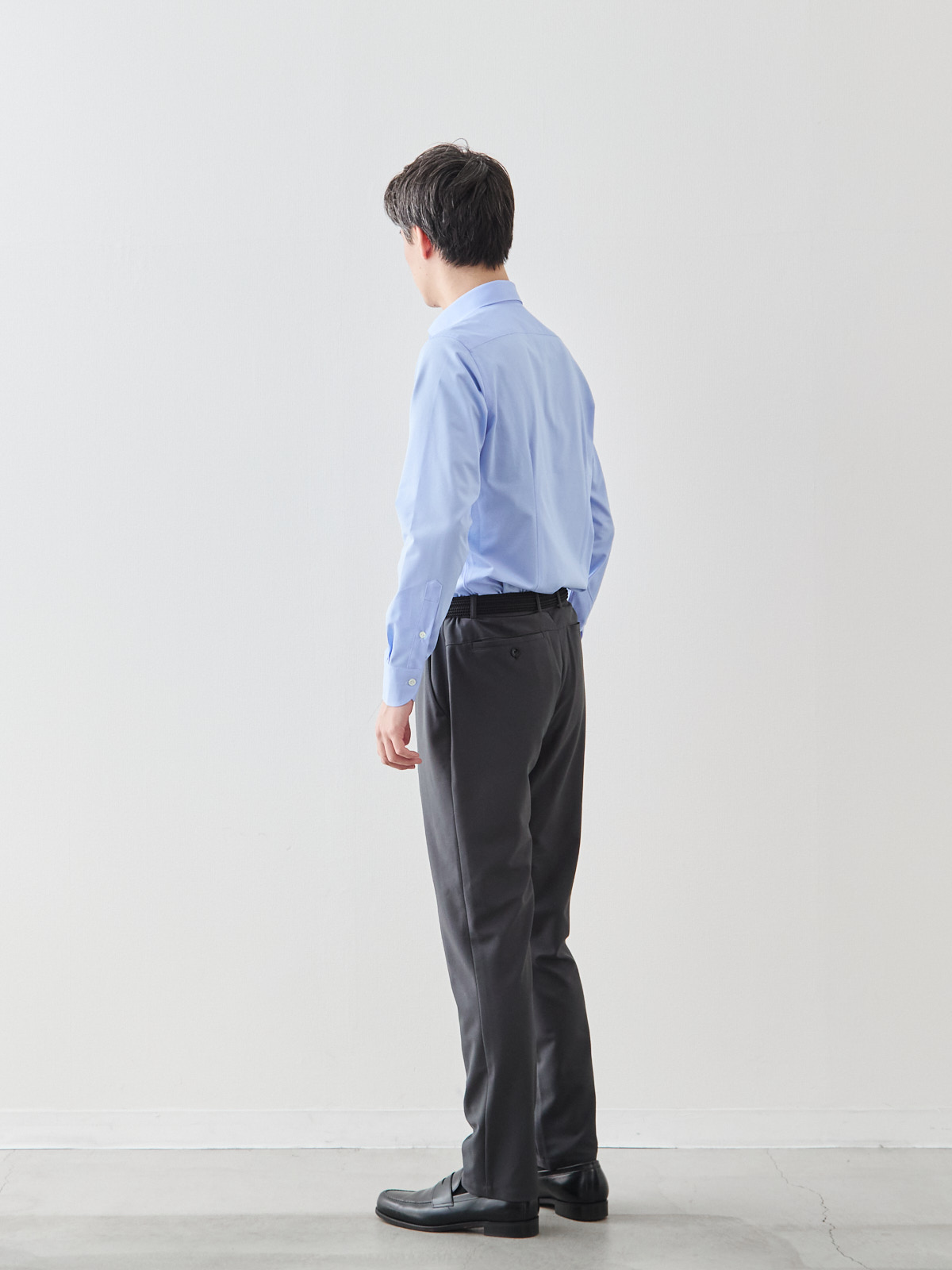 モデル 181cm 71kg ウエスト82cm サイズ L