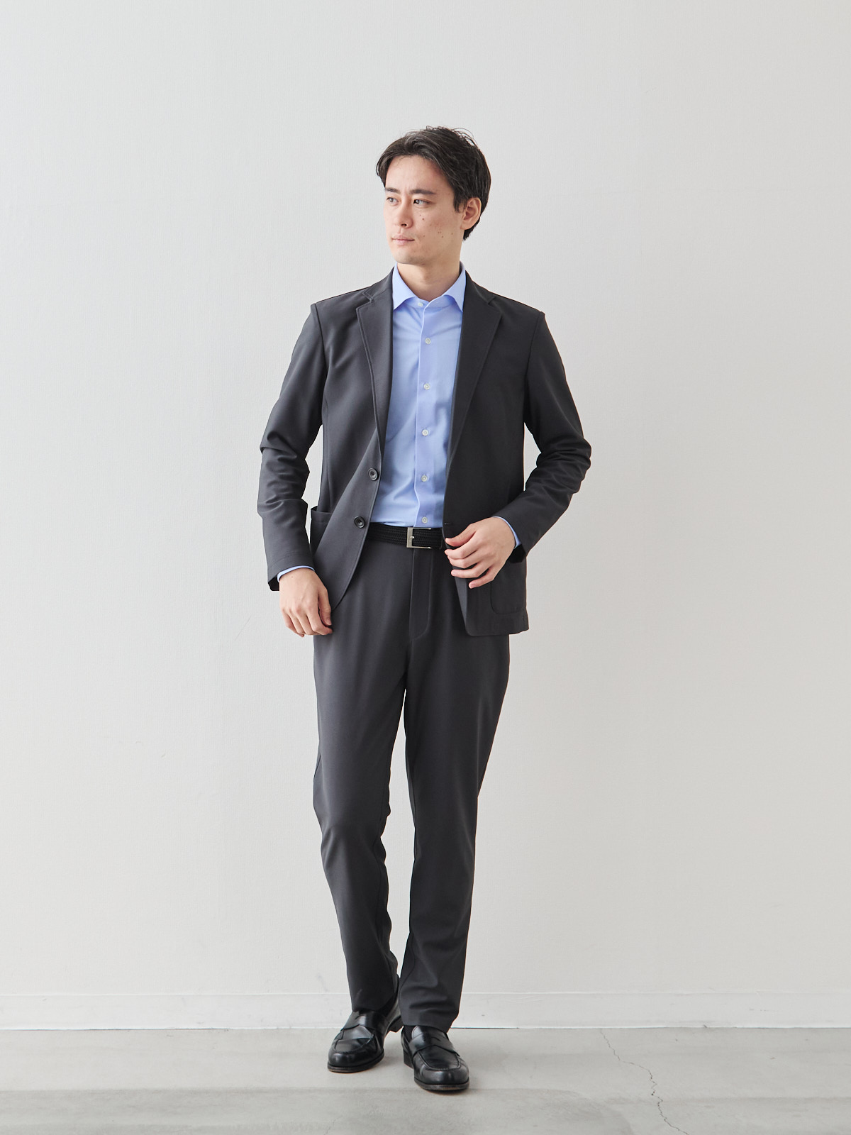 モデル 181cm 71kg ウエスト82cm サイズ L