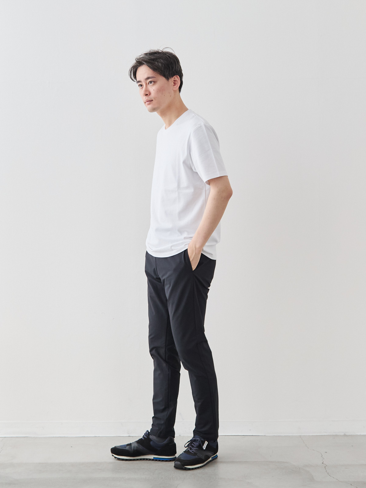 モデル 181cm 71kg ウエスト82cm サイズ L