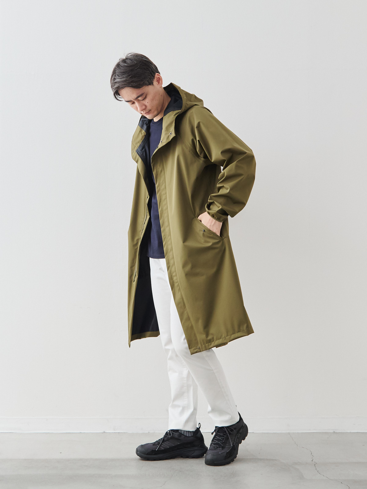 モデル 181cm 71kg ウエスト82cm サイズ L-LL