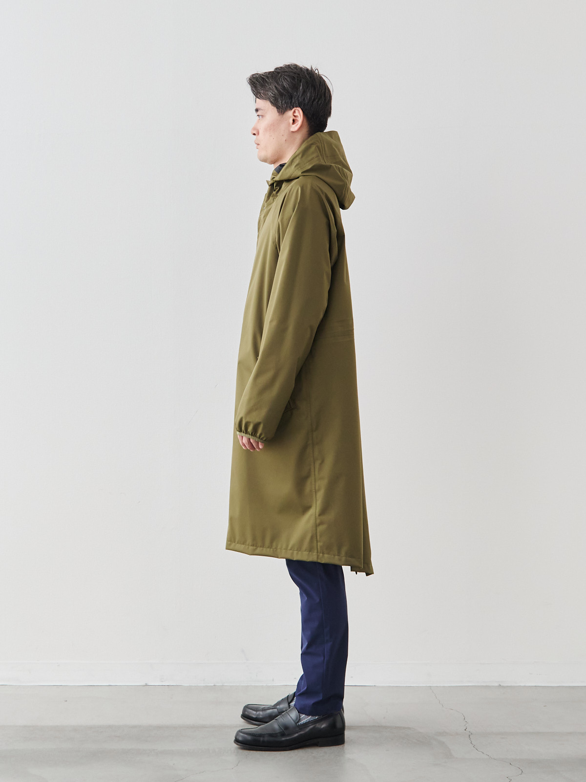 モデル 181cm 71kg ウエスト82cm サイズ L-LL