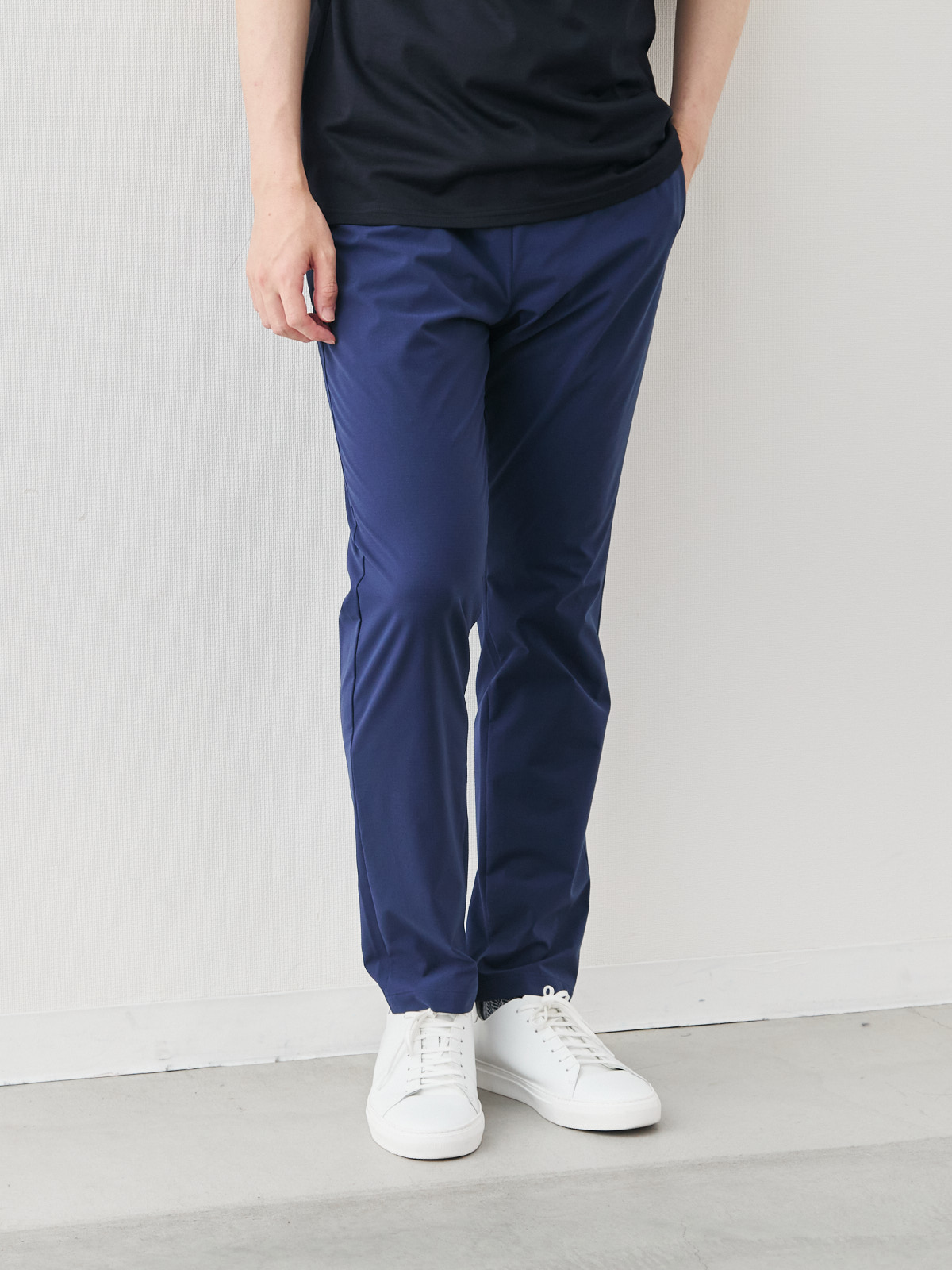 モデル 181cm 71kg ウエスト82cm サイズ L