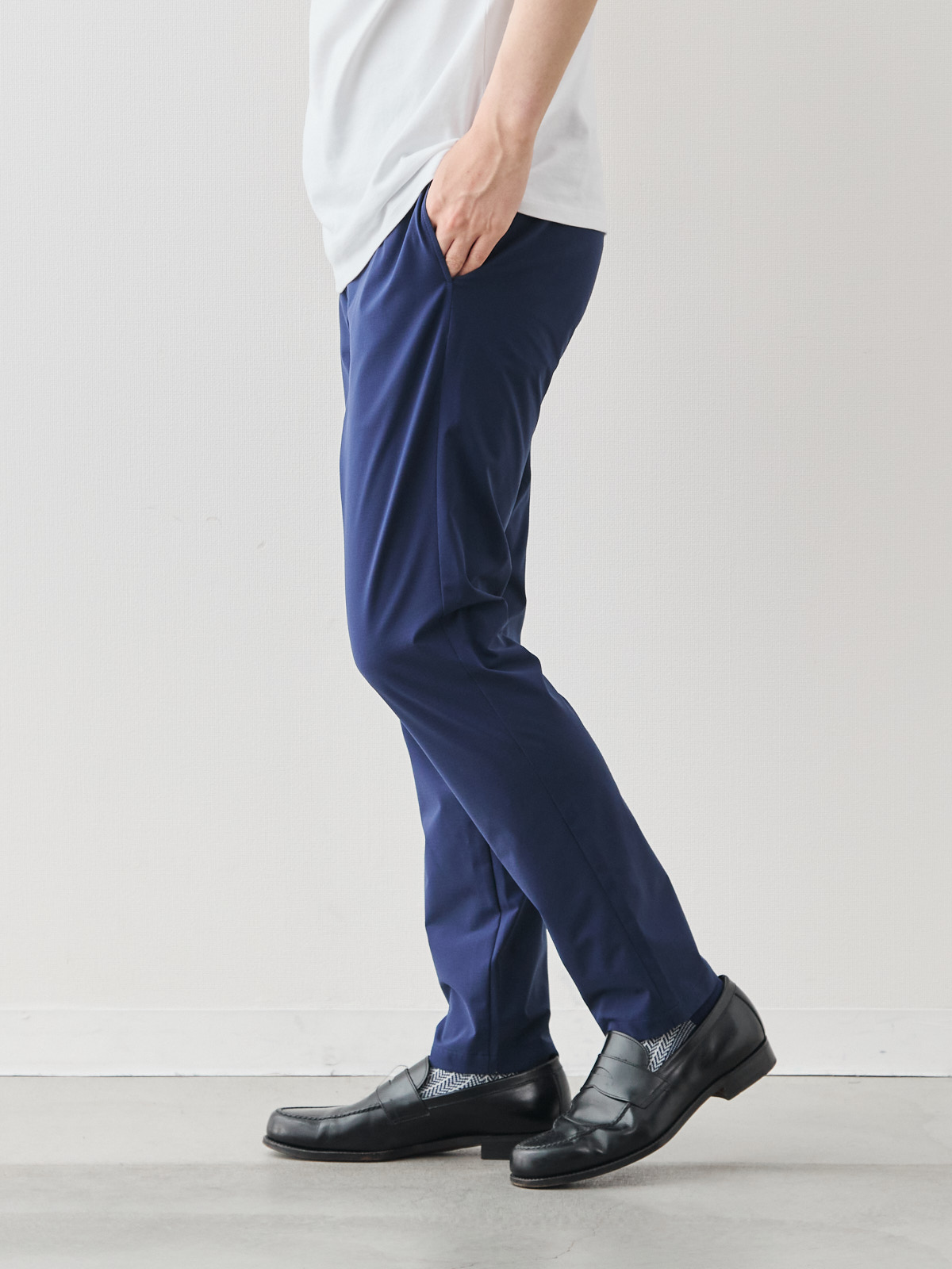 モデル 181cm 71kg ウエスト82cm サイズ L