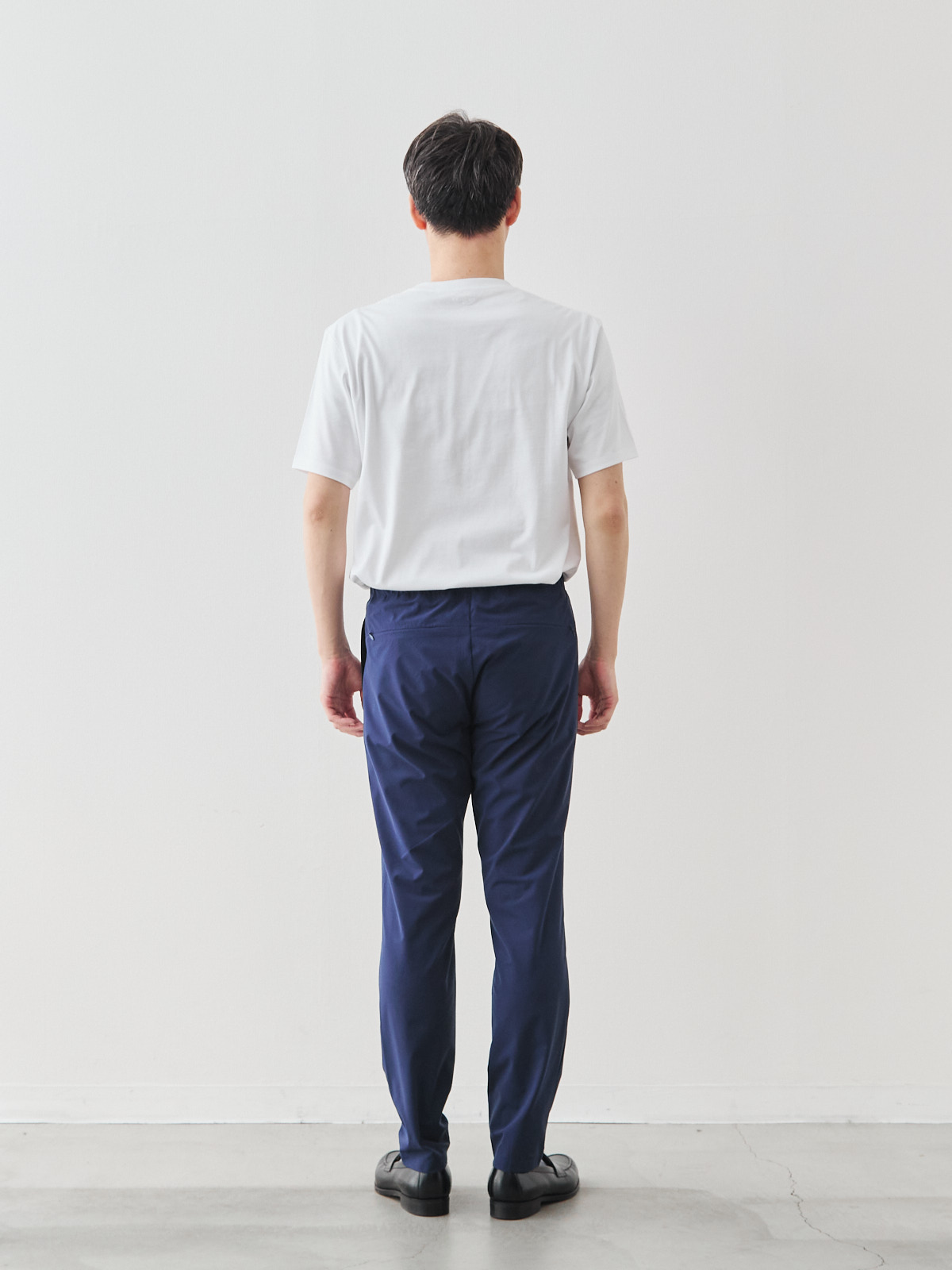 モデル 181cm 71kg ウエスト82cm サイズ L