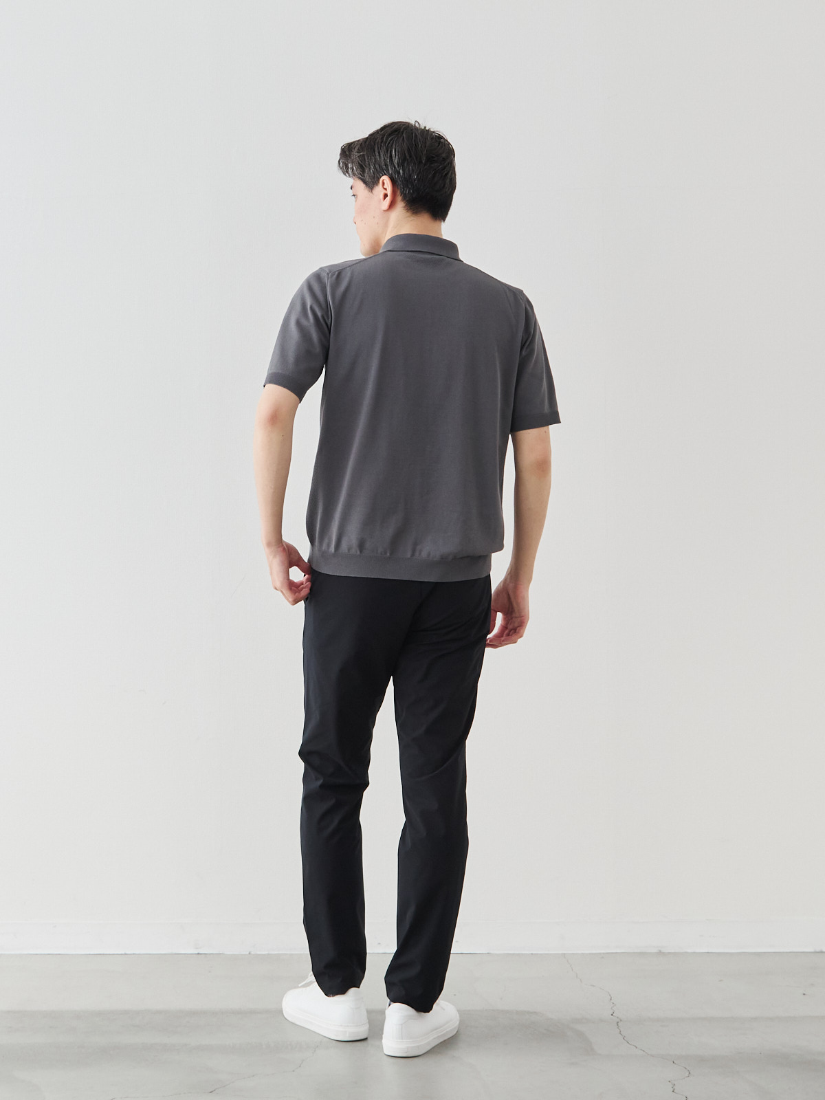 モデル 181cm 71kg ウエスト82cm サイズ L