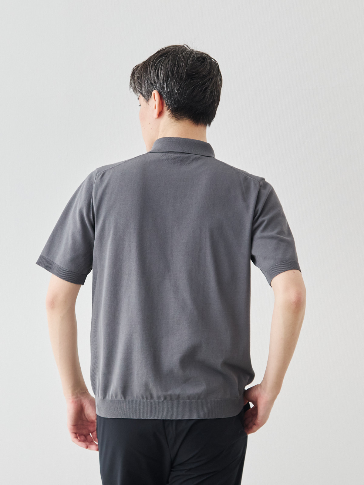 モデル 181cm 71kg ウエスト82cm サイズ L