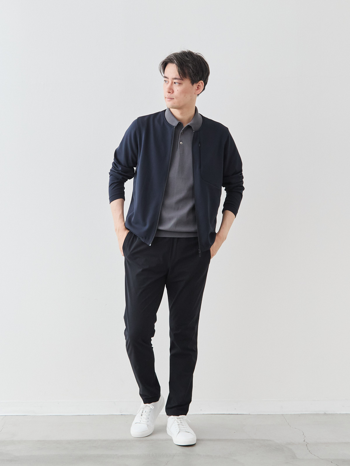 モデル 181cm 71kg ウエスト82cm サイズ L