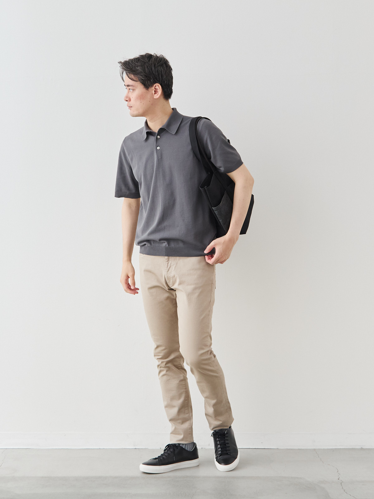 モデル 181cm 71kg ウエスト82cm サイズ L