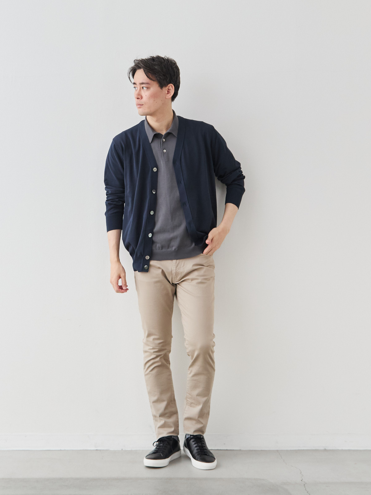 モデル 181cm 71kg ウエスト82cm サイズ L