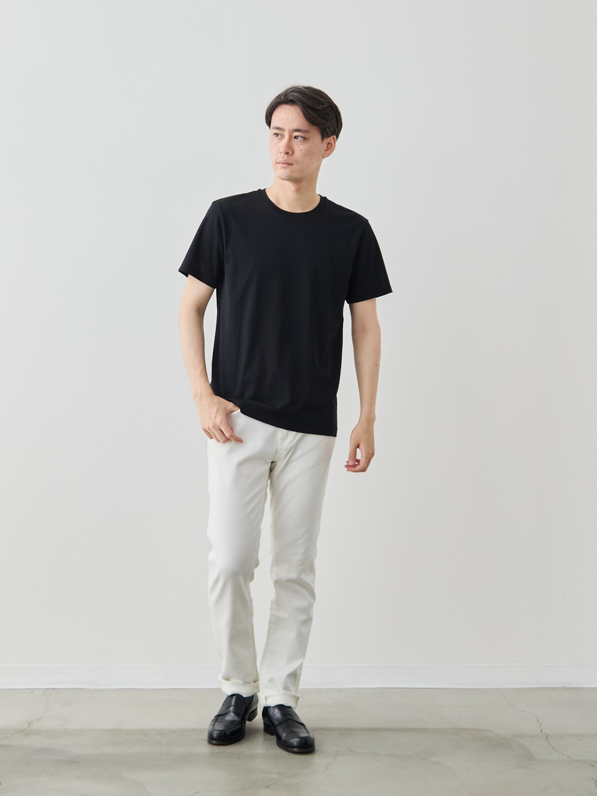 モデル 181cm 71kg ウエスト82cm サイズ L