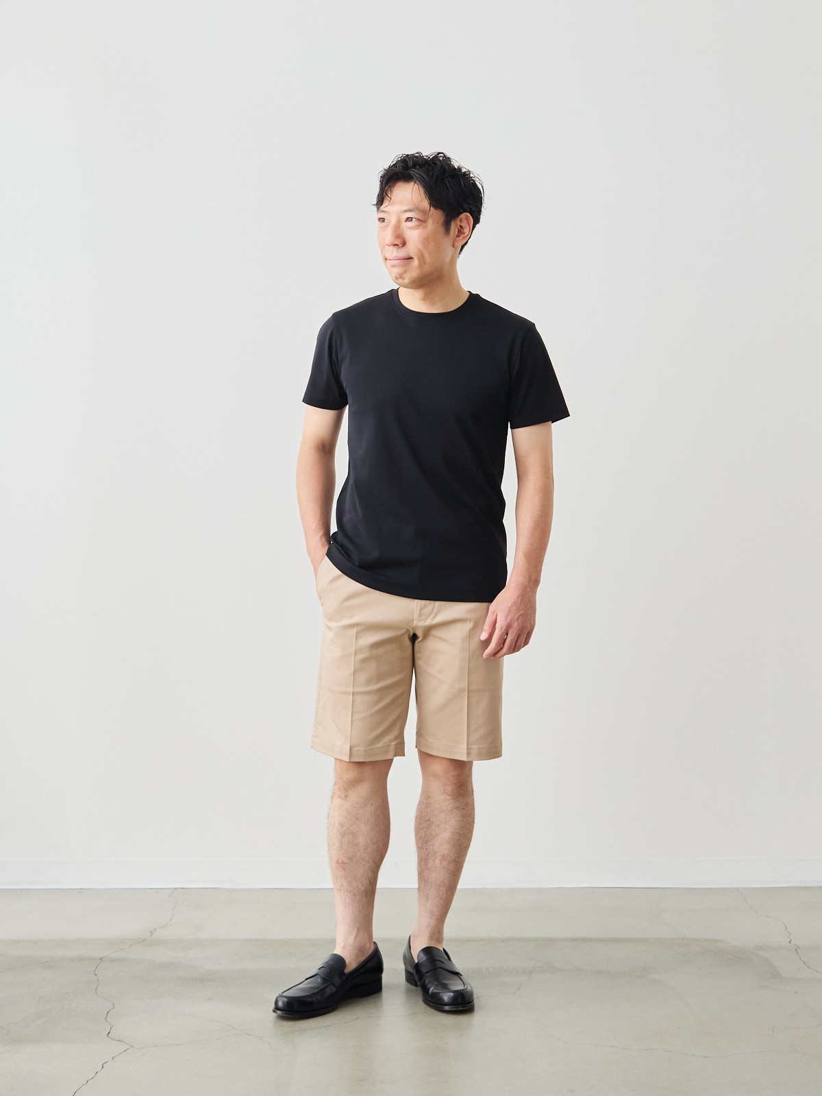 モデル 171cm 70kg ウエスト85cm サイズ M