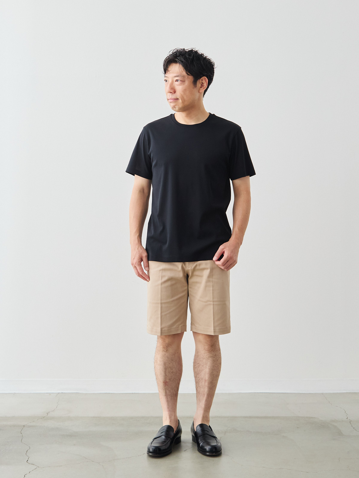 モデル 171cm 70kg ウエスト85cm サイズ L