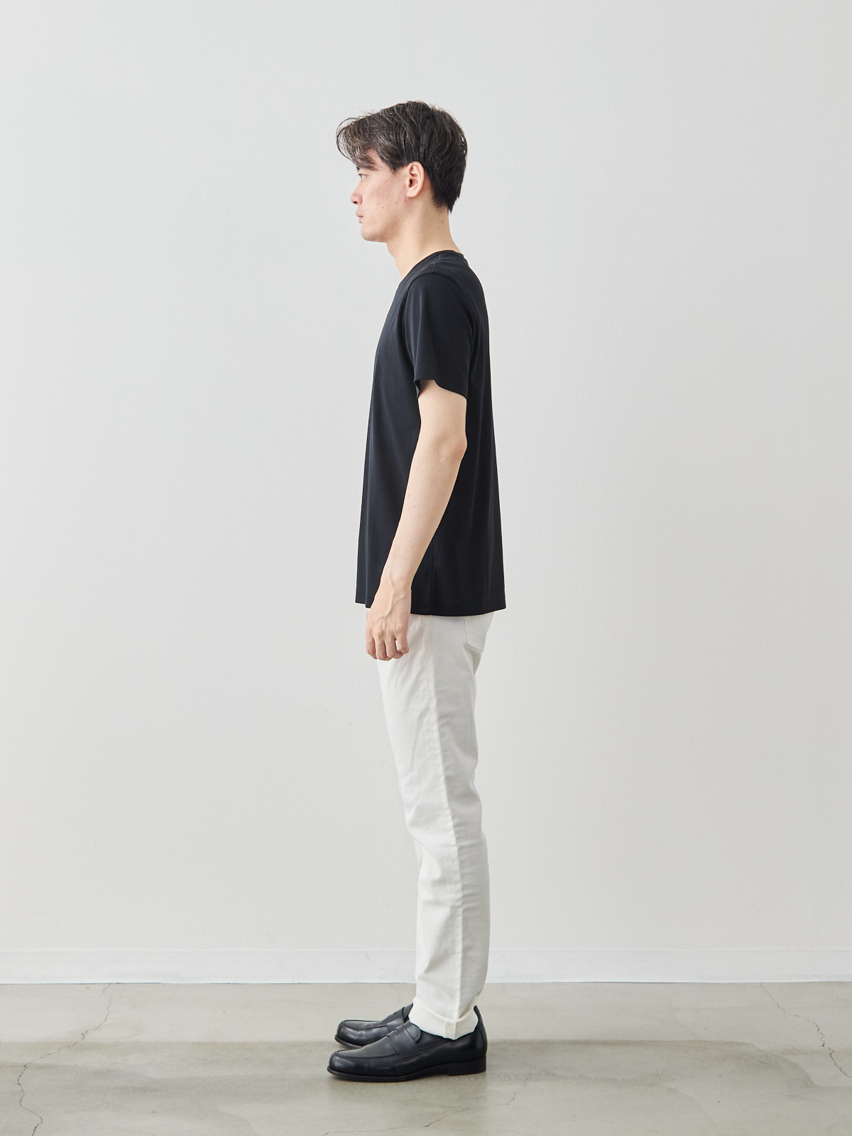 モデル 181cm 71kg ウエスト82cm サイズ L