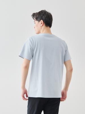 モデル 181cm 71kg ウエスト82cm サイズ L