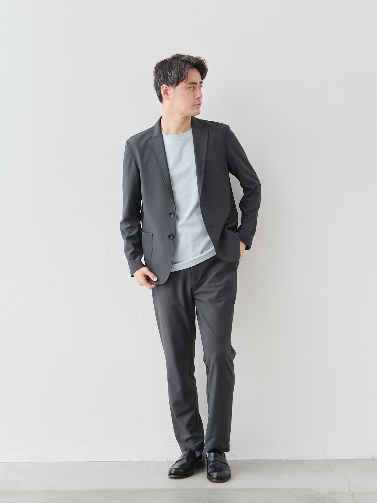 モデル 181cm 71kg ウエスト82cm サイズ L