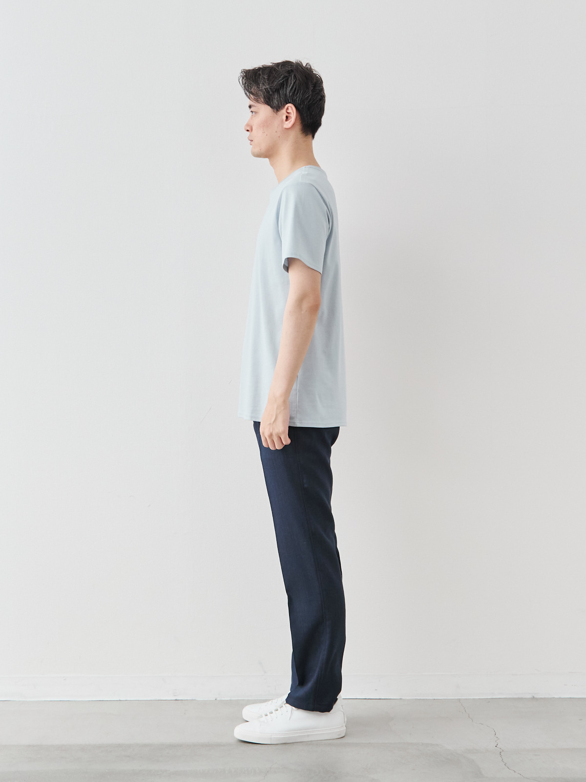 モデル 181cm 71kg ウエスト82cm サイズ L