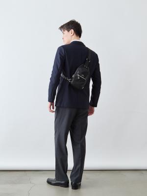 モデル 181cm 71kg サイズ フリー