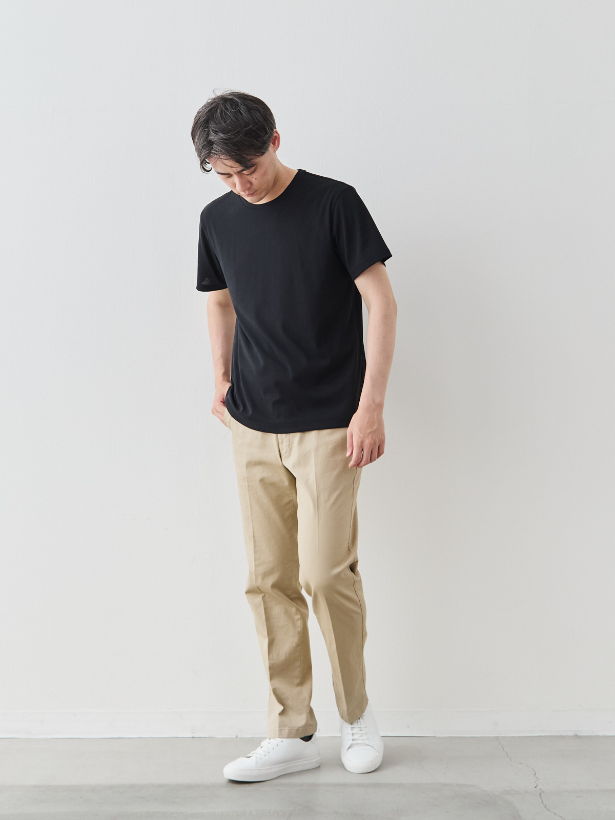 モデル 181cm 71kg ウエスト82cm サイズ L