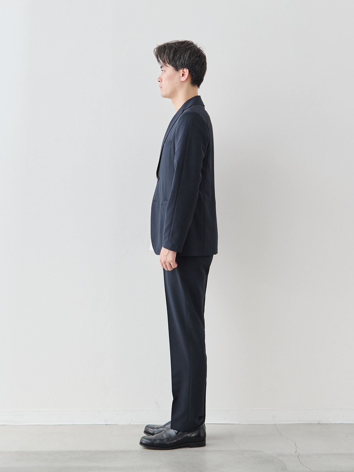 “風、抜ける” ドライサマー ジャケット/ウォッシャブル/ダークネイビー モデル 181cm 71kg ウエスト82cm サイズ L