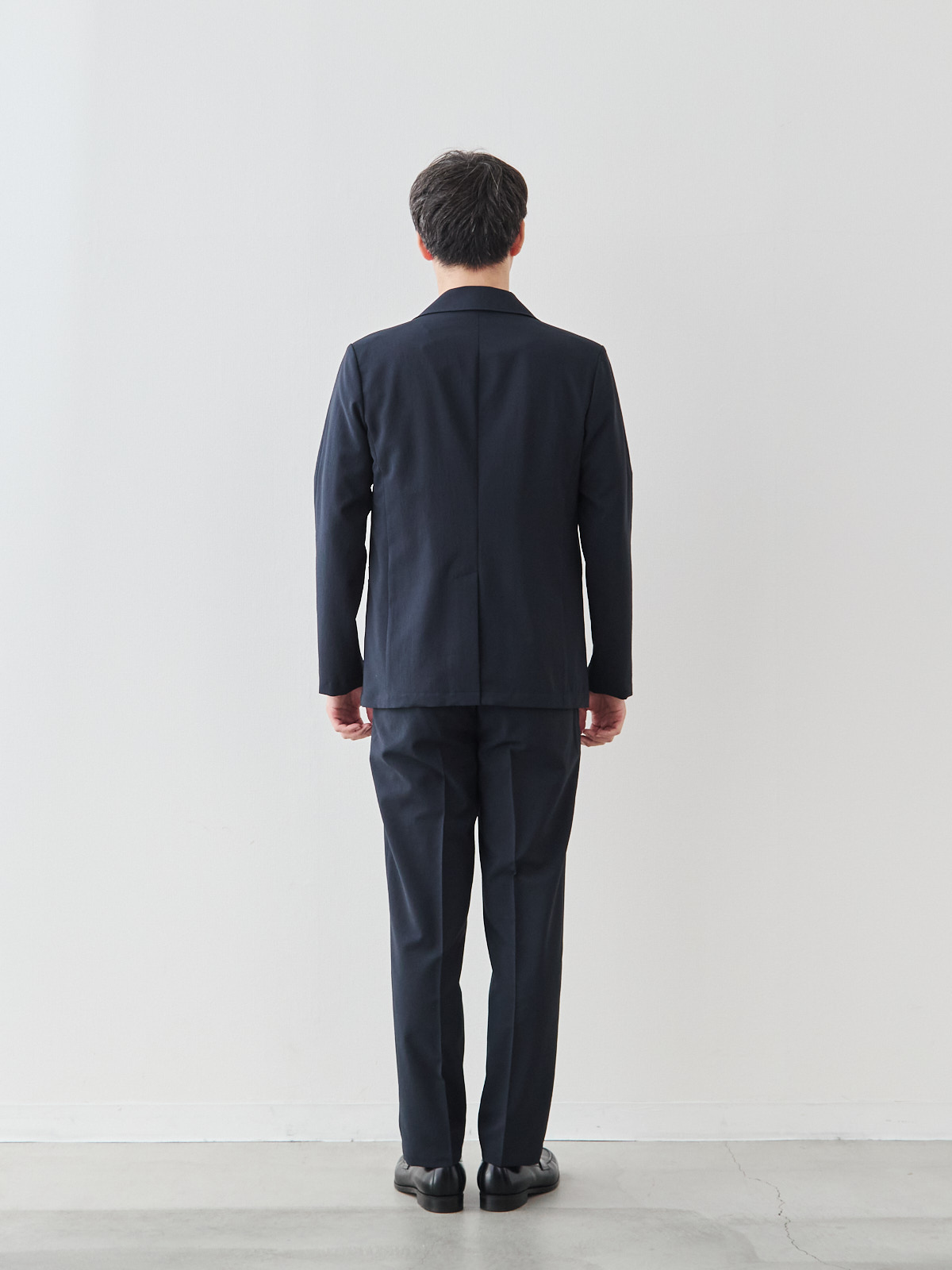 “風、抜ける” ドライサマー ジャケット/ウォッシャブル/ダークネイビー モデル 181cm 71kg ウエスト82cm サイズ L