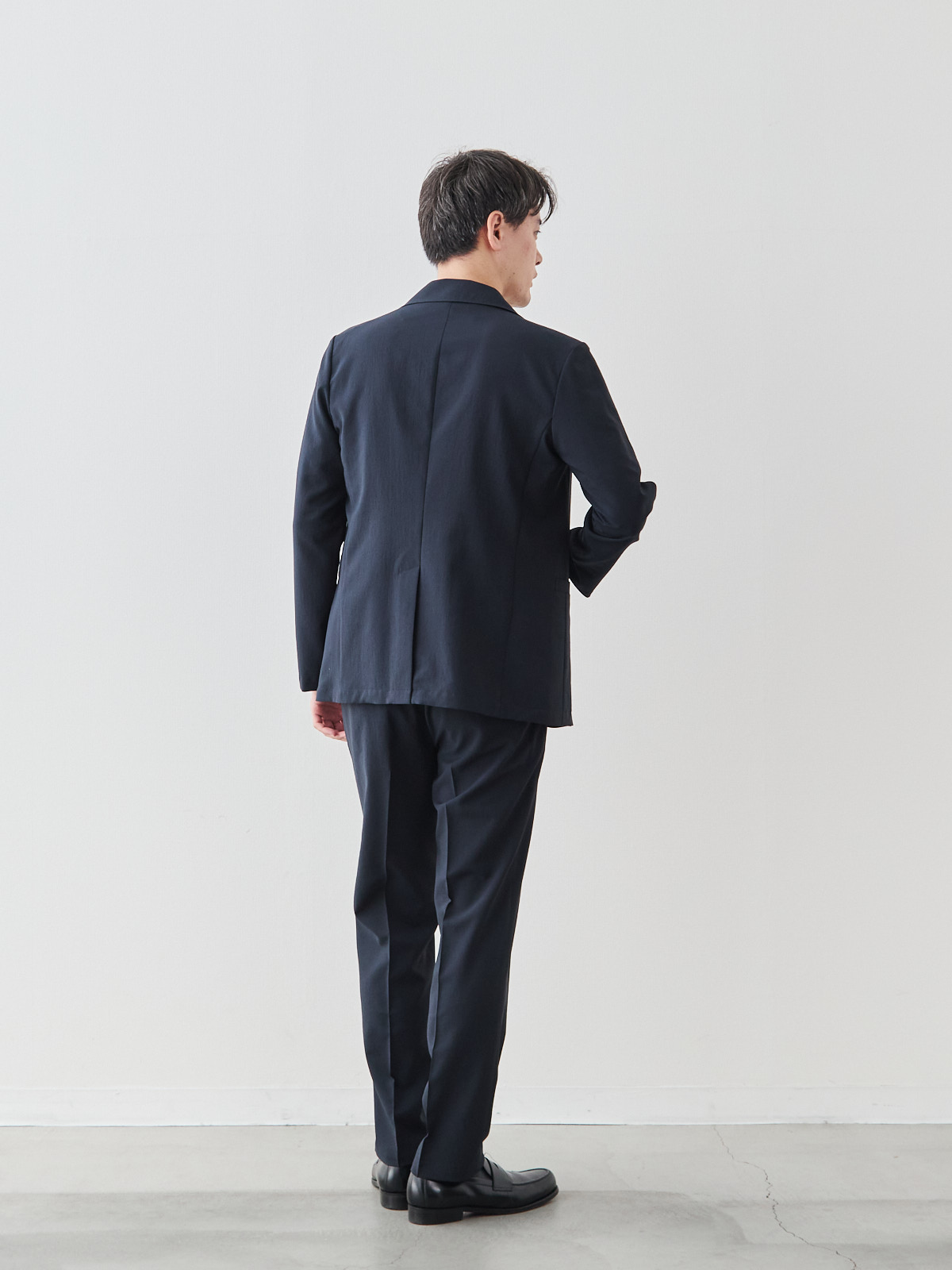 “風、抜ける” ドライサマー ジャケット/ウォッシャブル/ダークネイビー モデル 181cm 71kg ウエスト82cm サイズ L