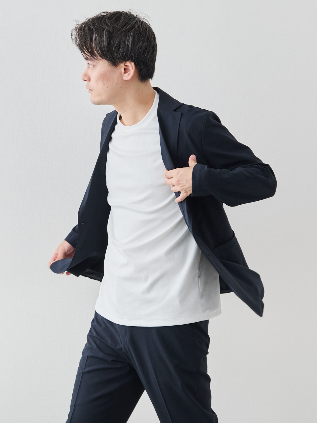 “風、抜ける” ドライサマー ジャケット/ウォッシャブル/ダークネイビー モデル 181cm 71kg ウエスト82cm サイズ L
