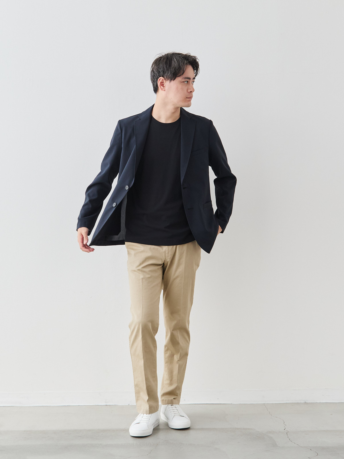 “風、抜ける” ドライサマー ジャケット/ウォッシャブル/ダークネイビー モデル 181cm 71kg ウエスト82cm サイズ L
